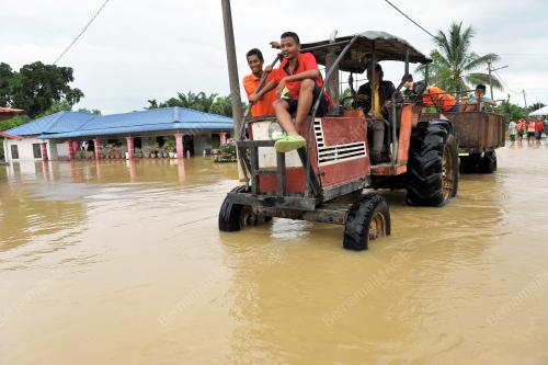 PK10_31122014_BANJIR