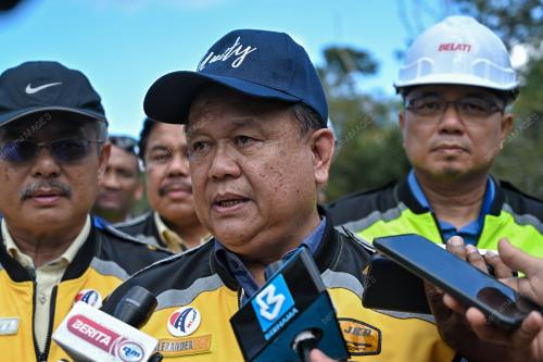 DATUK SERI ALEXANDER NANTA LINGGI