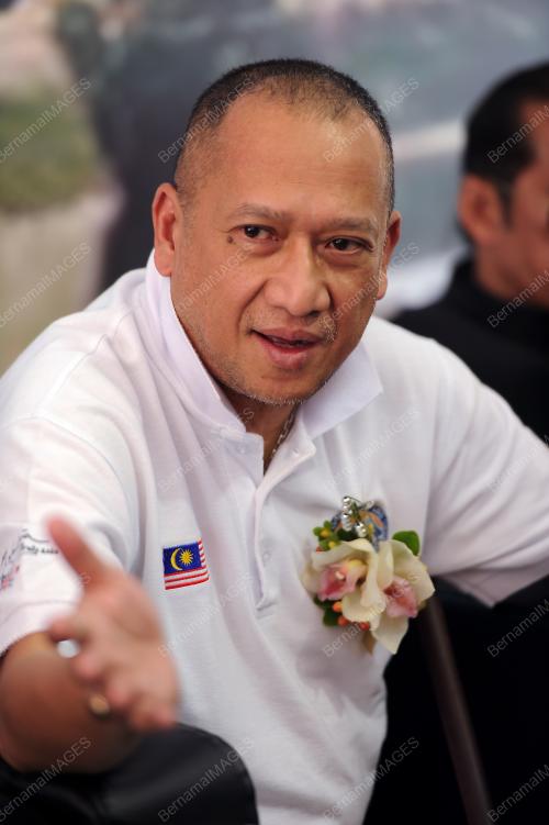 PK11_02092016_NAZRI_AZIZ