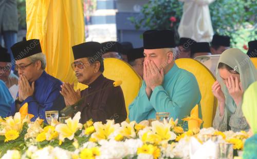 PK11_03052015_ISTIADAT