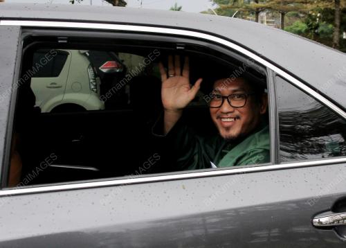 DATUK SERI AHMAD FAIZAL AZUMU