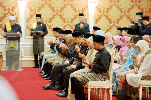 PK11_05052015_SULTAN_EXCO