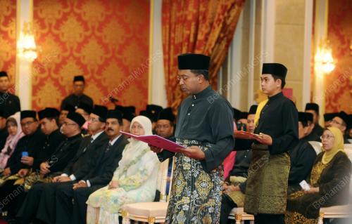 PK11_07052013_ANGKAT_SUMPAH