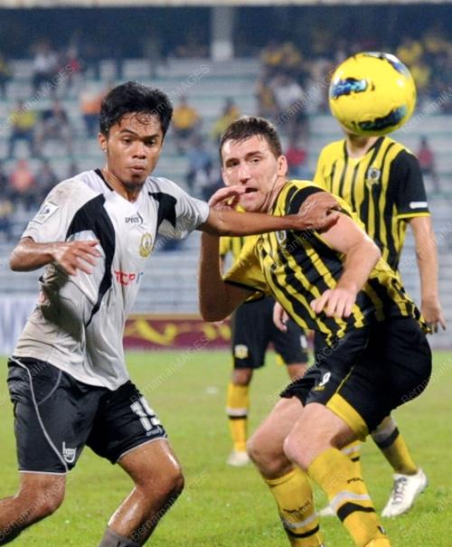 PK11_10012012_LIGA_SUPER