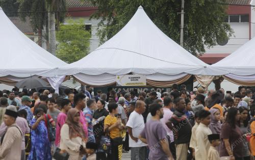 SULTAN PERAK SAMBUTAN JAMUAN HARI RAYA