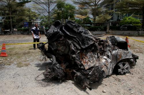 KERETA_TERBAKAR