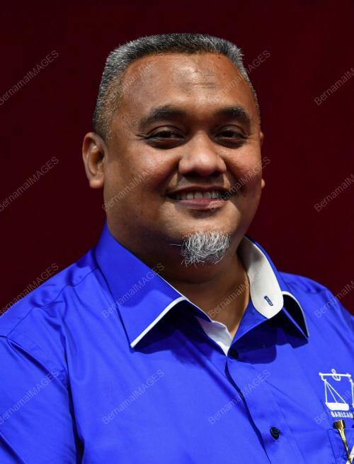 MOHD ZAINI AZIZ