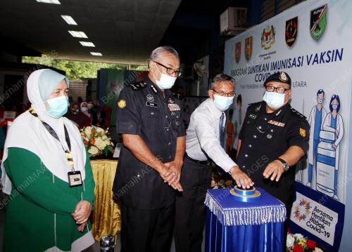 PEMBUKAAN PUSAT PEMBERIAN VAKSIN KLINIK BRIGED UTARA