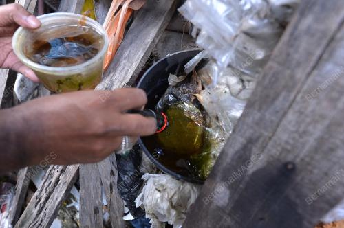 PK11_15112016_SAMPAH