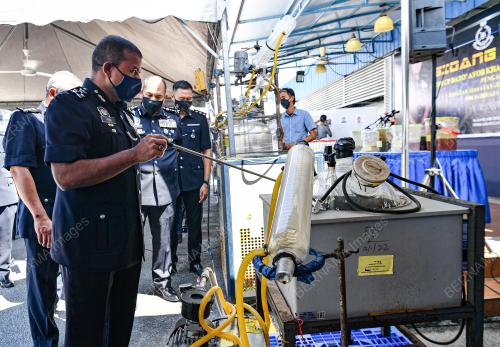 DATUK AYOB KHAN MYDIN PITCHAY