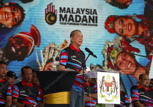 DATUK SERI FADILLAH YUSOF