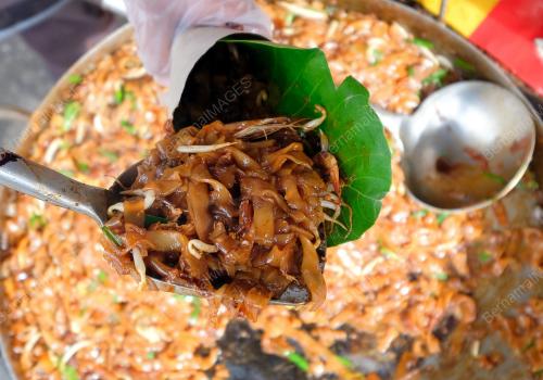 KUEY TIAW DAUN SIMPOK