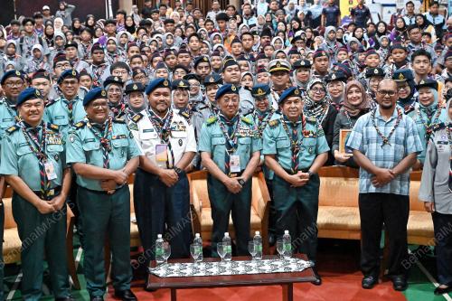DATUK AHMAD SHAZILY ISMAIL BAKTI