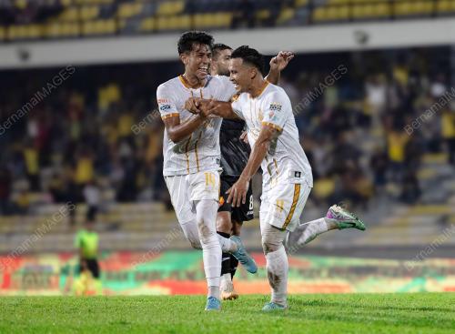 PERLAWANAN PERSAHABATAN