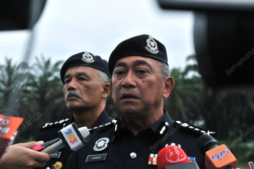 PK11_24052017_POLIS