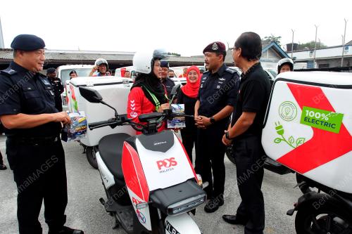DATUK SERI MOHD YUSRI HASSAN BASRI 