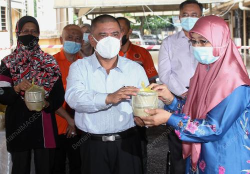 DATUK SAARANI MOHAMAD