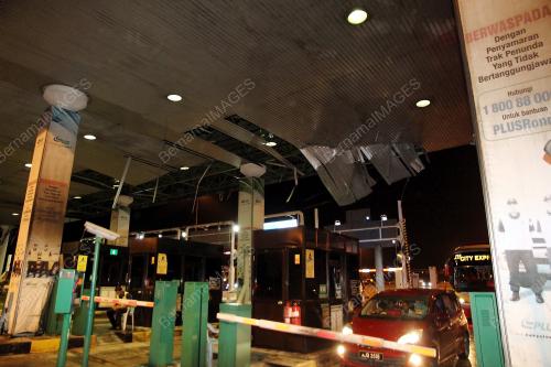 PK11_26102017_TOL