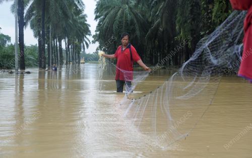 PK11_26122014_BANJIR