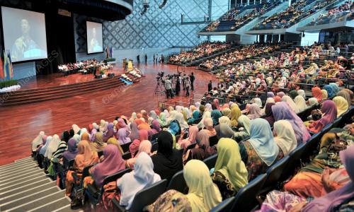 TAN SRI MUHYIDDIN YASSIN
