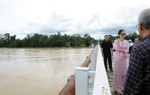 PK11_27122014_BANJIR