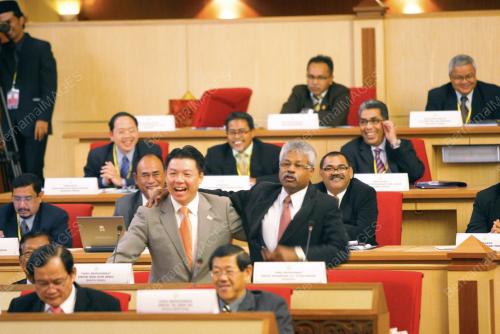SIDANG DUN PERAK