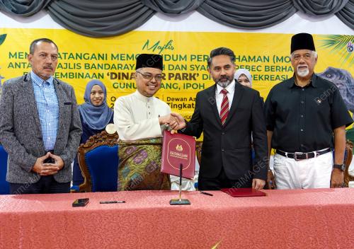 DATUK RUMAIZI BAHARIN