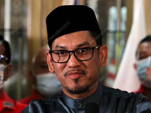 DATUK SERI AHMAD FAIZAL AZUMU