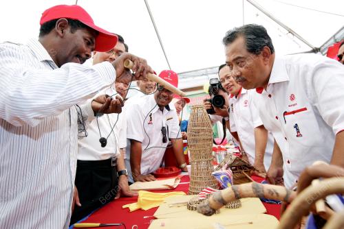 MUHYIDDIN YASSIN