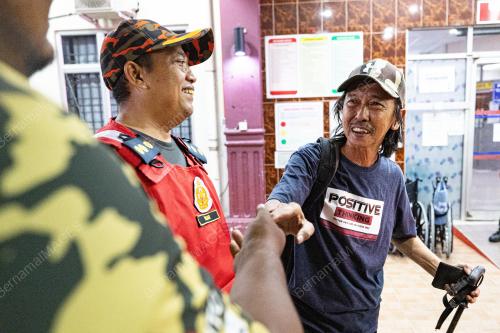 MENCARI DAN MENYELAMAT JASLINDA