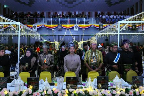 MOHD AZLAN HELMI