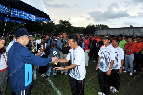 PK12_09092012_BOLASEPAK