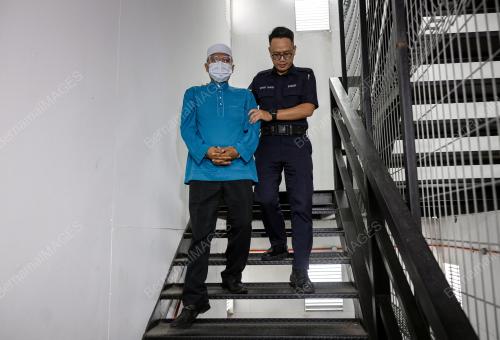 KES PECAH AMANAH BAYARAN IMBUHAN IMAM