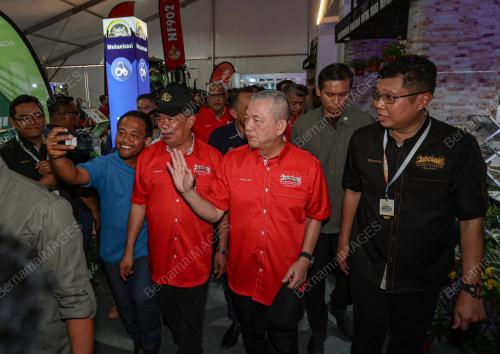 DATUK SERI FADILLAH YUSOF 