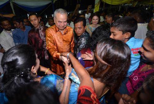 PK12_12112016_DEEPAVALI