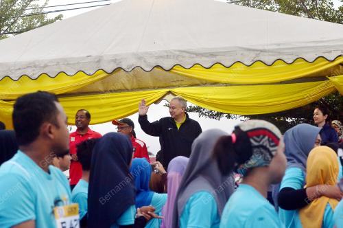 PK12_13112016_LARIAN