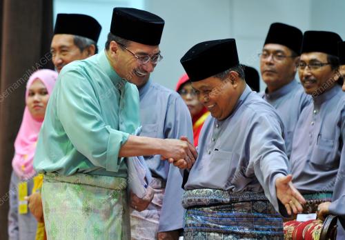 PK12_16082015_UMNO