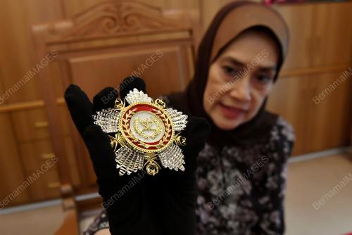 PUTRI RAFIDAH MEGAT NOH