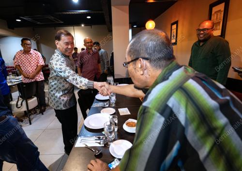 TAN SRI MOHD ANNUAR ZAINI