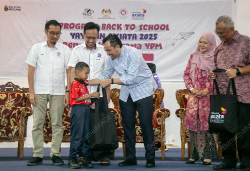 DATUK DR ASYRAF WAJDI DUSUKI