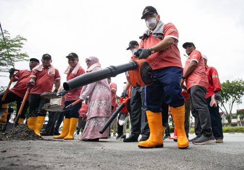 DATUK SERI ALEXANDER NANTA LINGGI