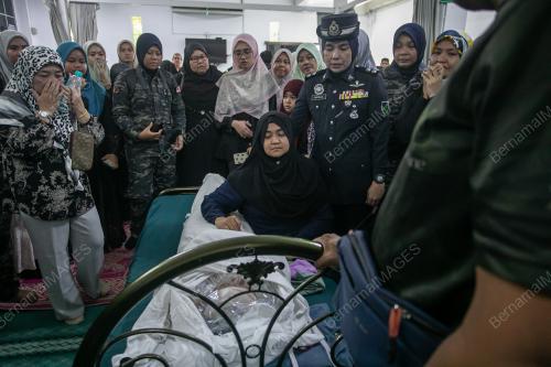 ALLAHYARHAM INSPEKTOR KHAIRIL AZHAR KAMARUDDIN