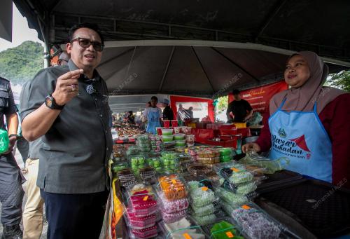 DATUK KAMALLUDIN ISMAIL