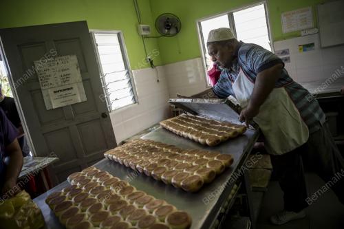 KILANG ROTI MOKHTAR