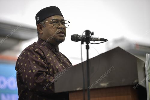DATUK DR MOHD KHAIRUDDIN AMAN RAZALI