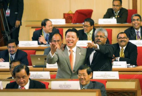 SIDANG DUN PERAK