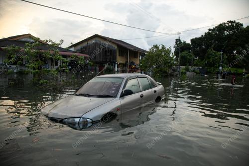 BANJIR KILAT