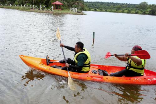 OKU SANTAI BERKAYAK