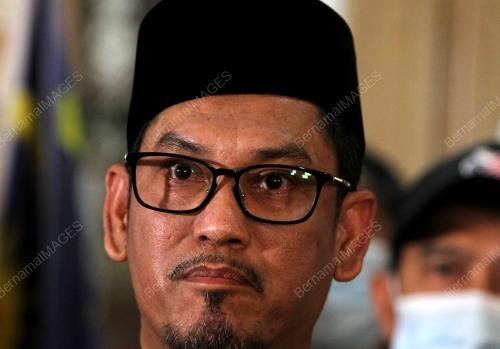 DATUK SERI AHMAD FAIZAL AZUMU