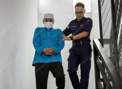 KES PECAH AMANAH BAYARAN IMBUHAN IMAM